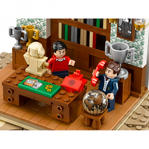 Конструктор LEGO Коллекционные наборы 76052 Логово Бэтмена в Ставрополе