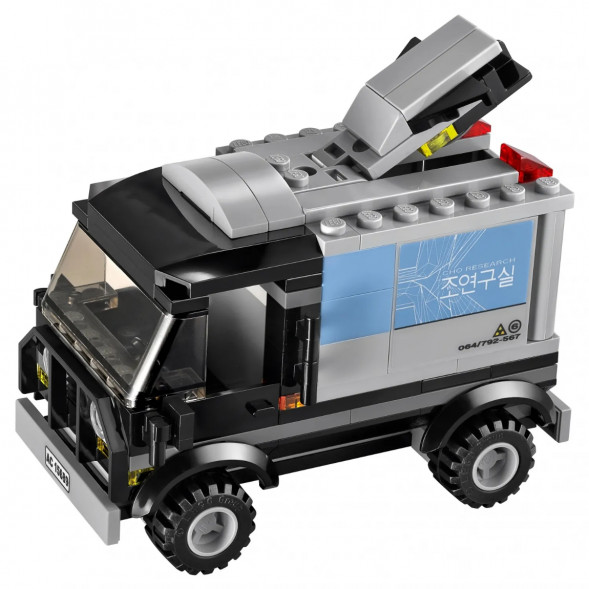 Конструктор LEGO Super Heroes 76032 Погоня на Квинджете Мстителей в Ставрополе