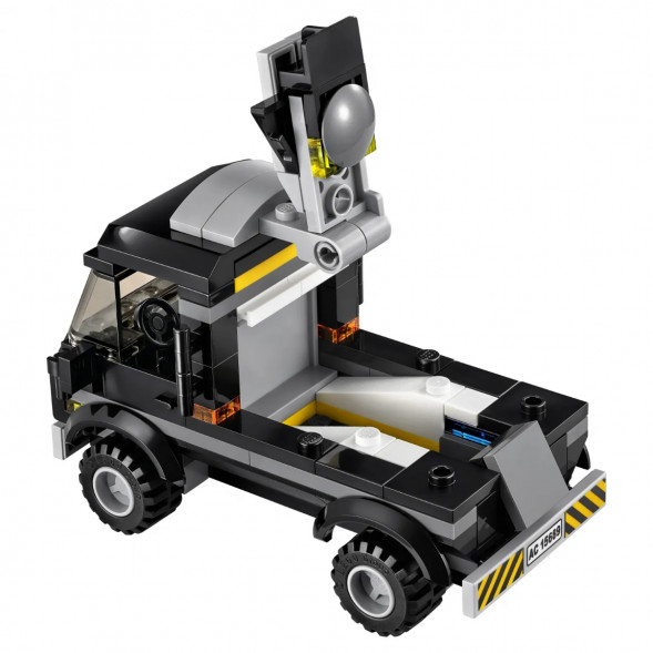 Конструктор LEGO Super Heroes 76032 Погоня на Квинджете Мстителей в Ставрополе