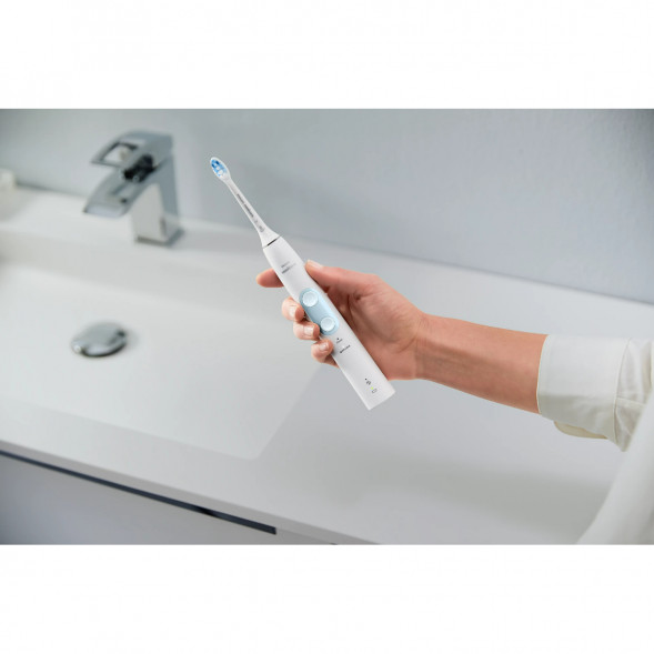 Электрическая звуковая зубная щетка Philips Sonicare ProtectiveClean 4500, White в Ставрополе